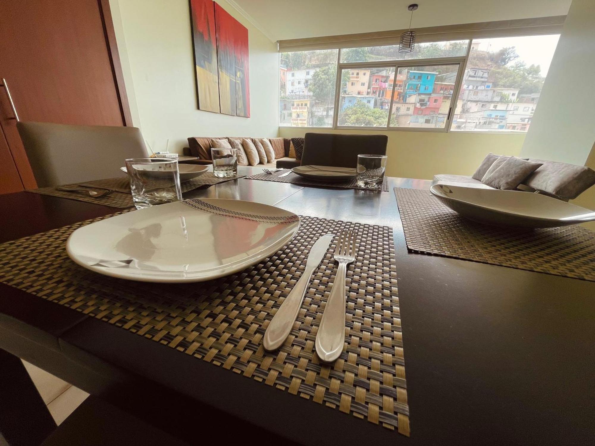 Suite Riverfront Puerto Santa Ana Guayaquil Exterior foto